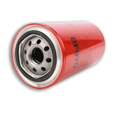 93*93*174mm P557440 Filtro di carburante per trattori e camion Parti di motori diesel