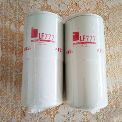 LF777 Parti del motore del camion Filtro dell'olio 3889311 P550777 2266554 156071760 4656585 5000812484