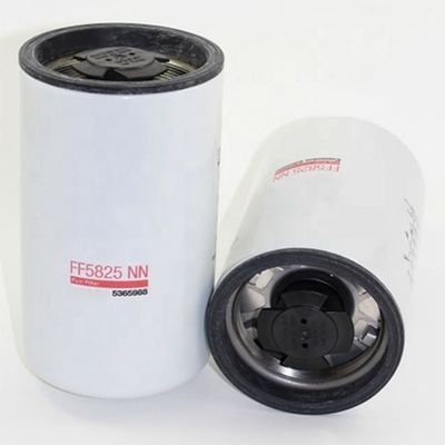 FF5825NN Elemento di filtro del carburante 5365988 per trattori e camion Parti di motori diesel