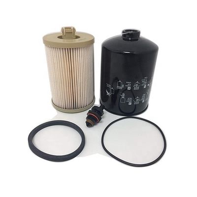 Parti di macchine da costruzione Kit di filtro del carburante RE541746 P551124 con carta filtrabile in ferro
