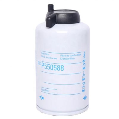 Filtro di carburante per camion Modello 01174482 P550588 A65C 3905864M91 1930010 SP831 11670469600