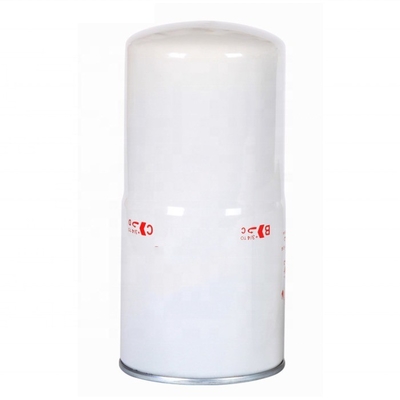 LF670 Elemento filtro olio P550671 92671 9Y4464 C3313279 RE45576 6212515301 961172 per camion