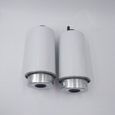 Filtro del carburante P551425 5198957 32925994 RE54719 FS550435 26560139 per camion V836867595