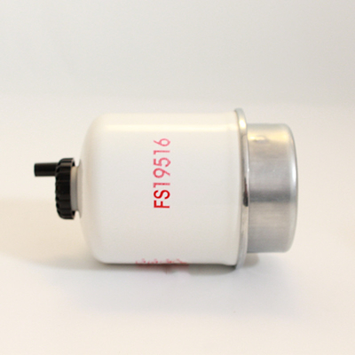 Elemento di filtraggio del carburante RE503254 26560138 P551423 FS19516 per parti di motori di camion